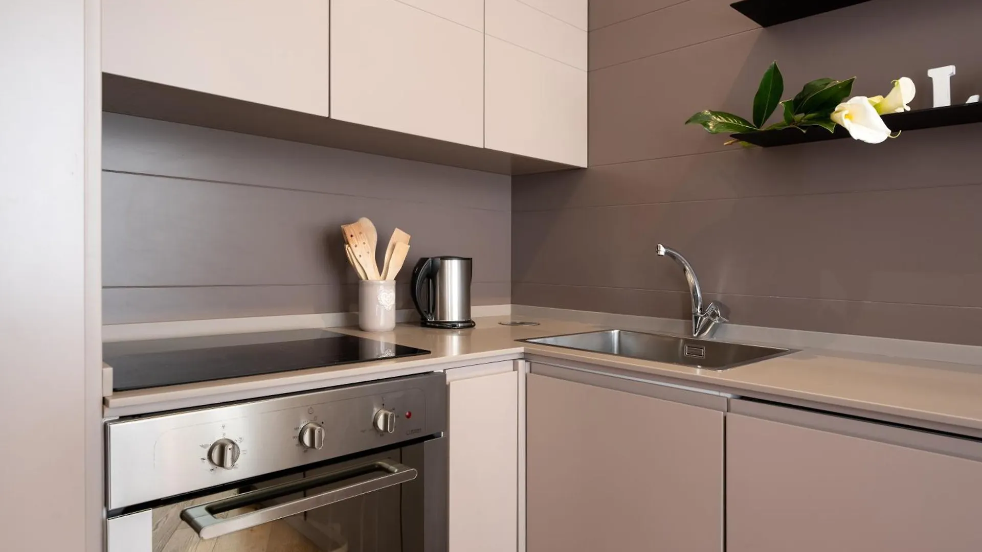 Tg - One Bedroom Luxury Apartment In The Fashion District Florence Italy