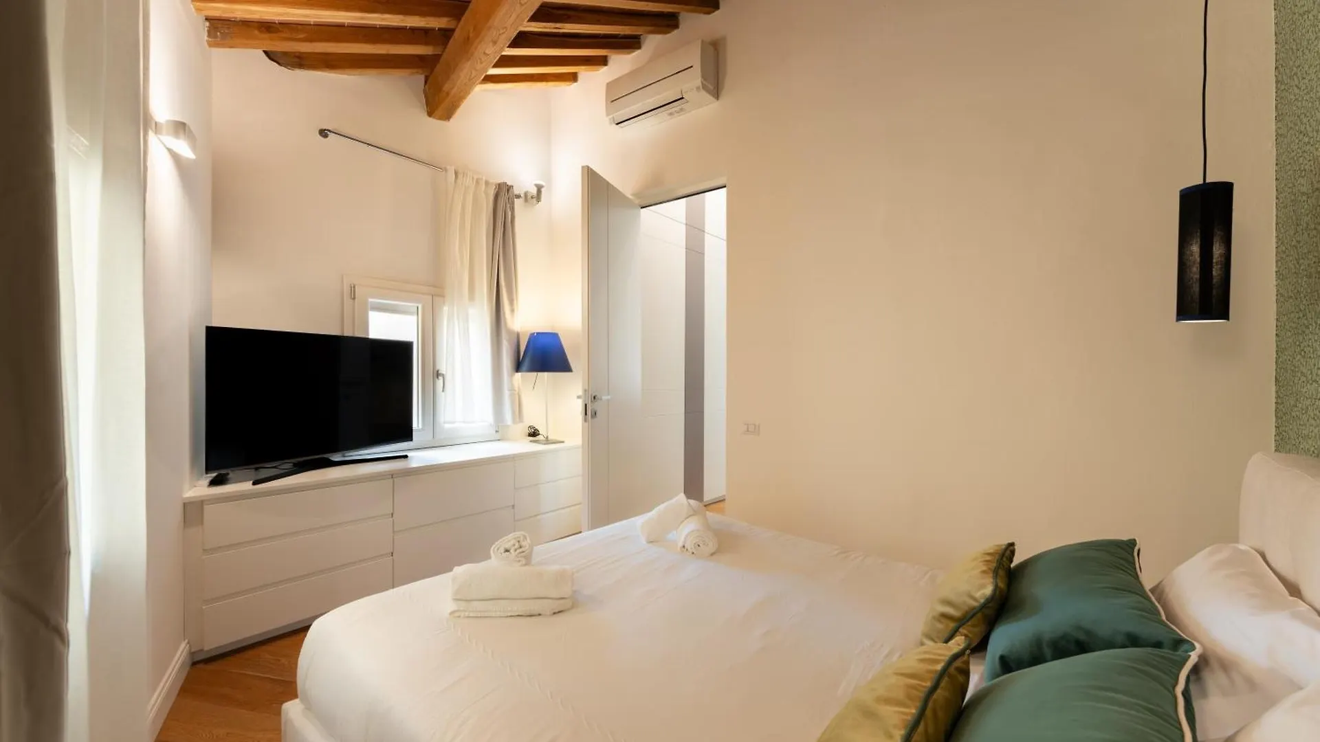 Tg - One Bedroom Luxury Apartment In The Fashion District フィレンツェ