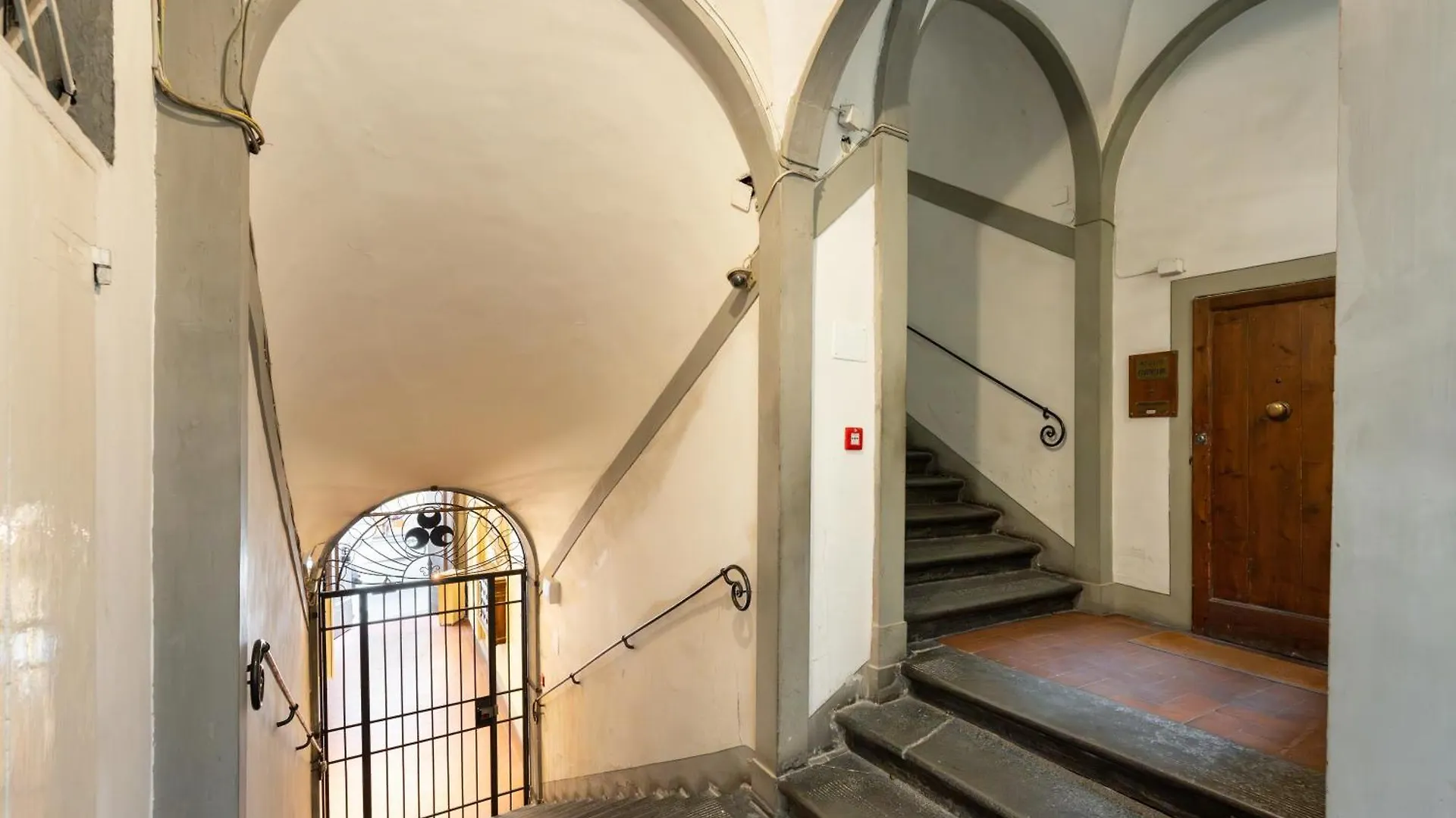 Tg - One Bedroom Luxury Apartment In The Fashion District Florencja
